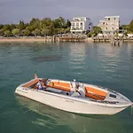 Vinci 4* סירמיונה